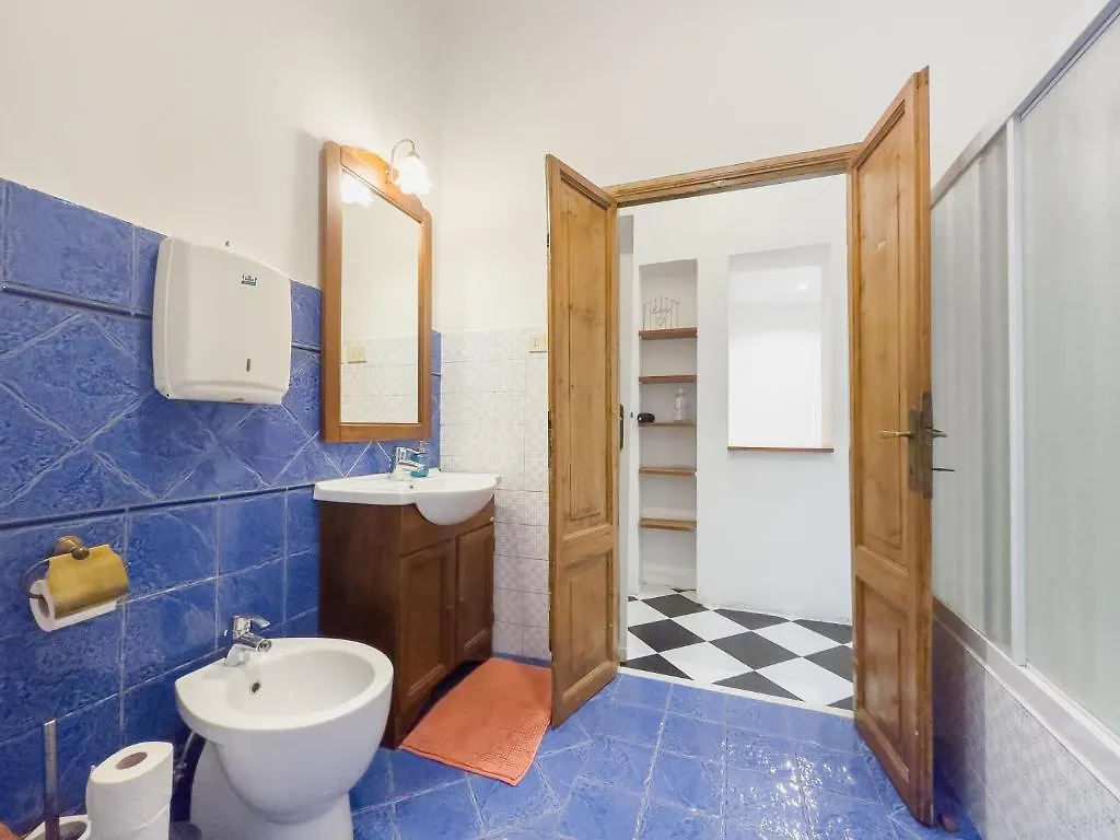 Domus Sant'Elena 2 Lejlighed Rom