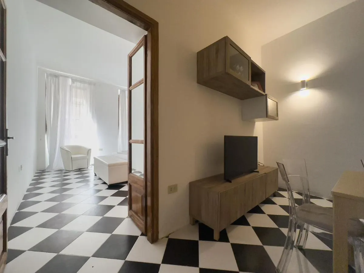 Domus Sant'Elena 2 Apartment Rome